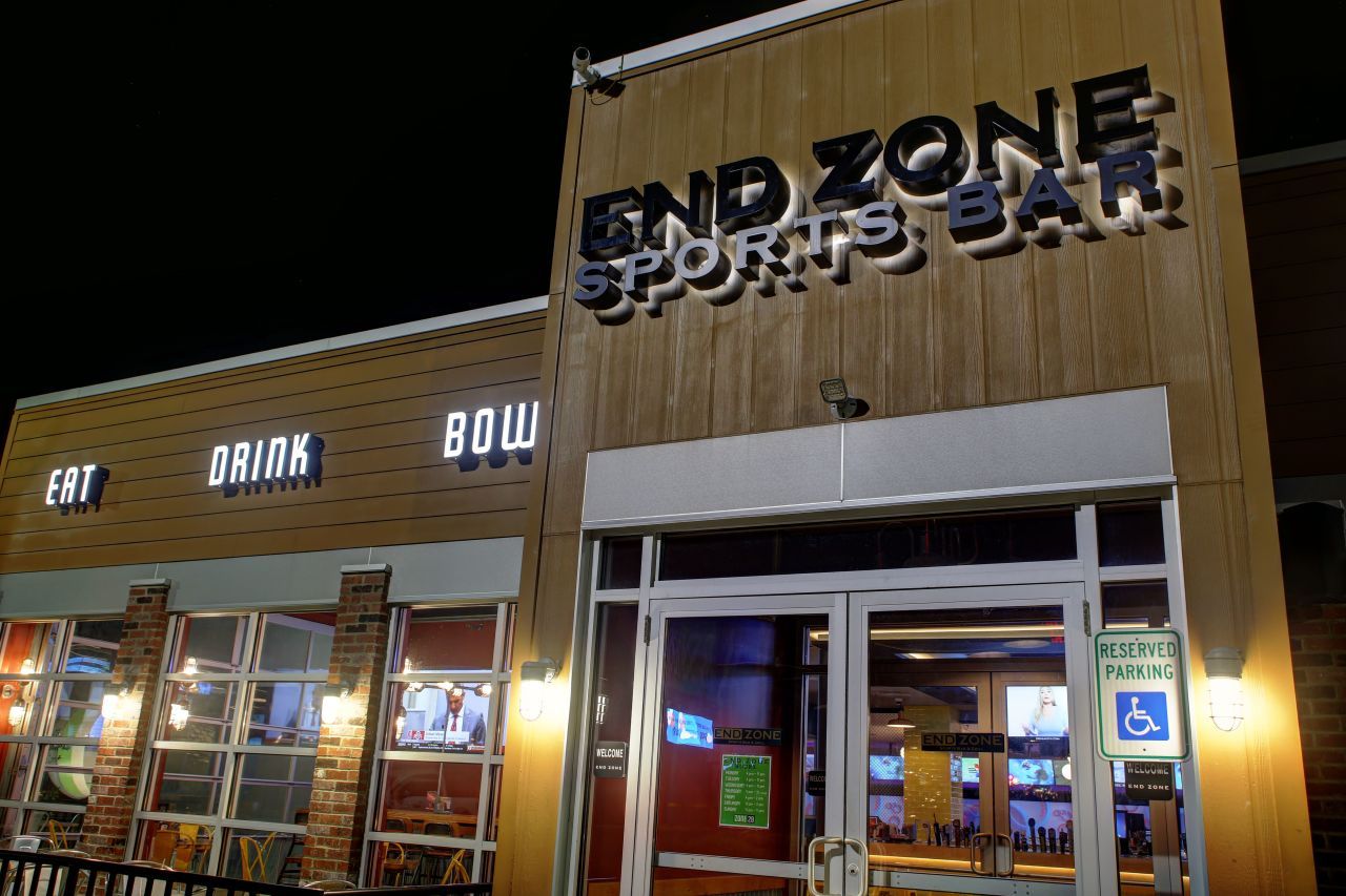 Zone 28 End Zone Sports Bar | Pittsburgh