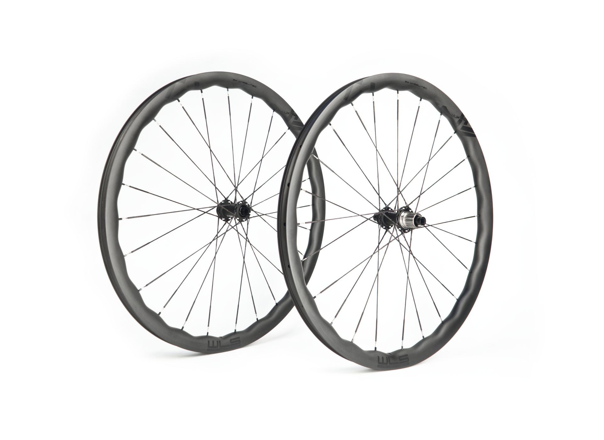 carbon waved 35 high gravel rim