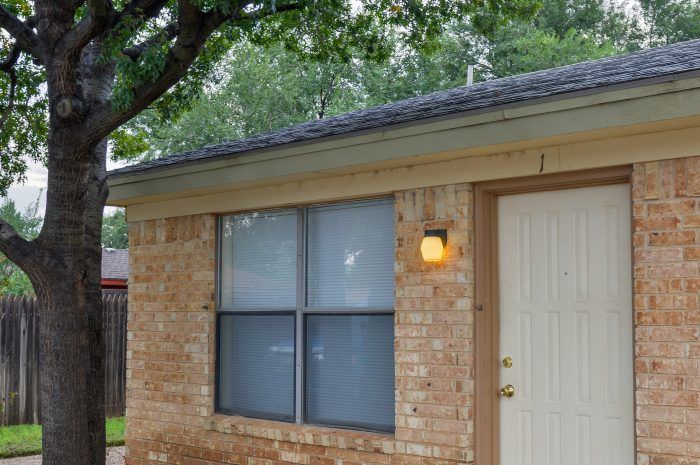 Front door of one of the Farrar West Apartments