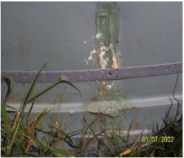 Leaking Plastic Tank — Coffs Harbour, NSW — Coolamon Concrete Tanks