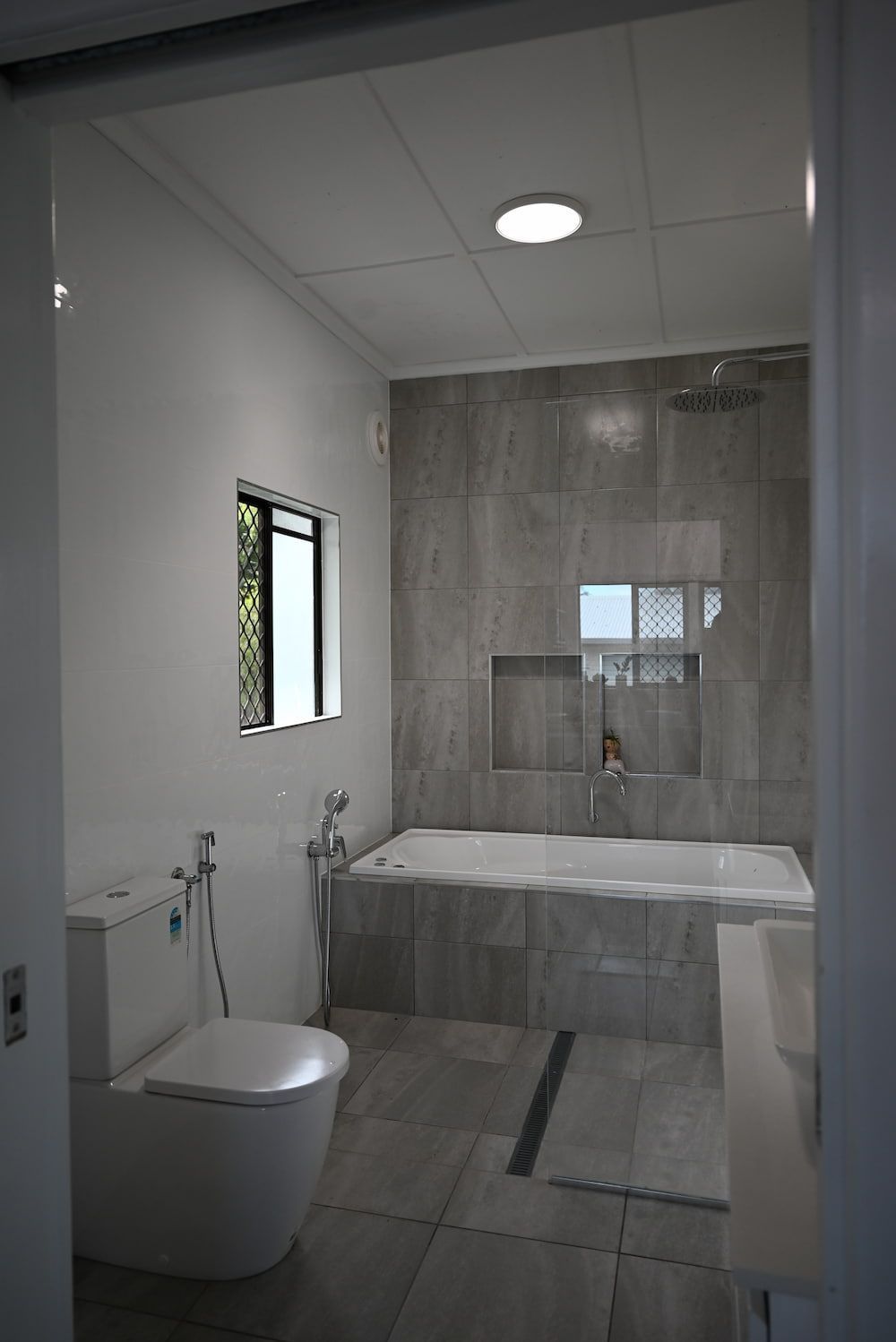 An Aerial View of a Large House in the Middle of a Field — Drawing Works In Townsville City, QLD