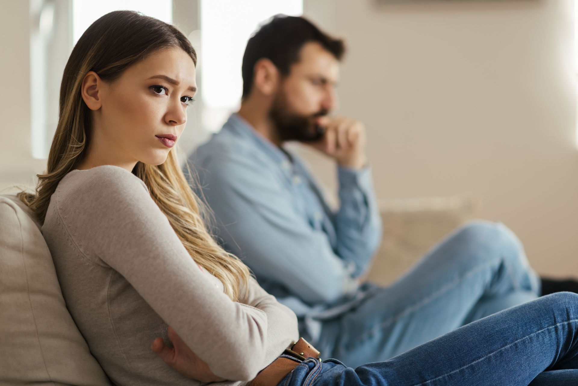 Das sollten Sie zur Scheidung wissen — Ablauf, Kosten, Trennungsjahr