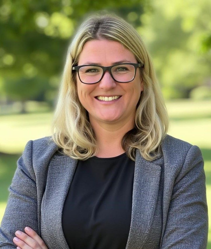 Alta Vista Shelley Eads