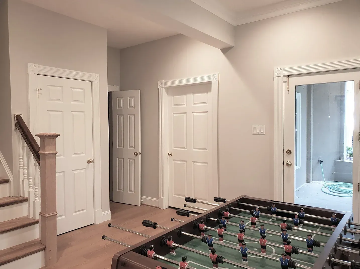 Rec Room
Walls BM Regal Select Matte Ammonite Farrow and Ball 274
Trim BM Aura Semi-gloss Chantilly Lace OC-65