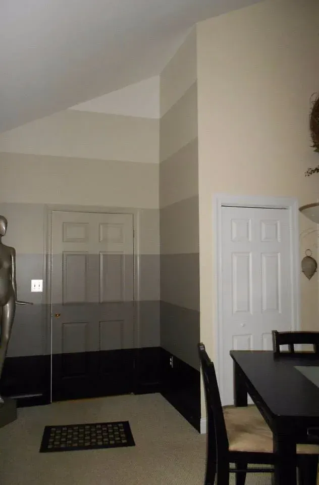 Gray Paint Card Stripes