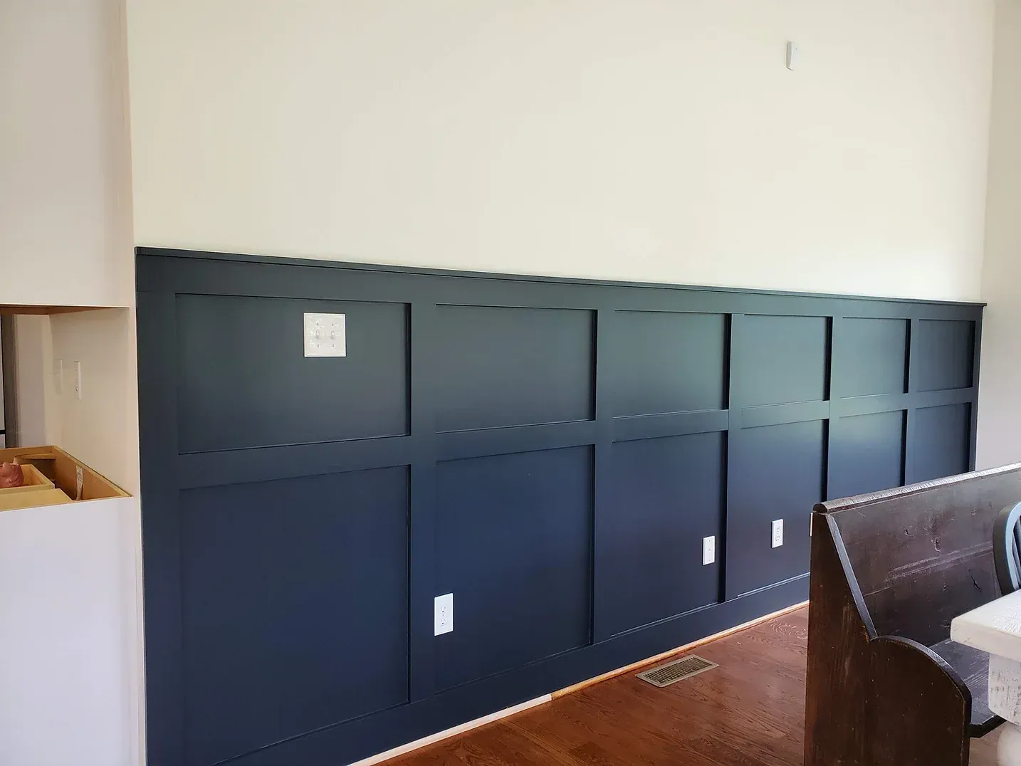 Sunroom Accent Wall SW ProClassic Latex Satin Charcoal Black SW 