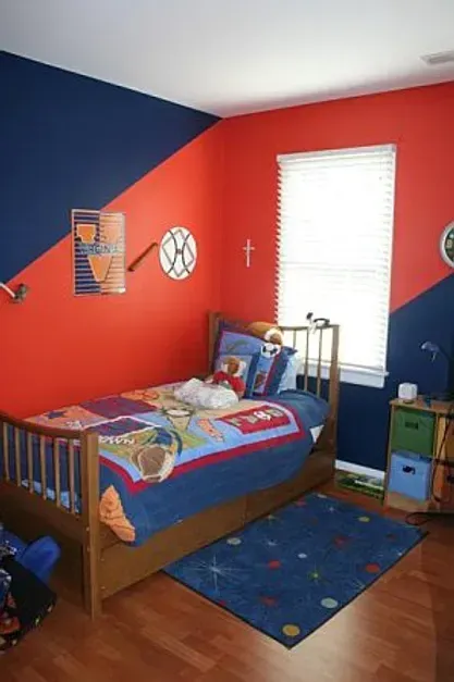 UVA Wall
Bold Diagonal Stripe
Orange and Blue Stripe