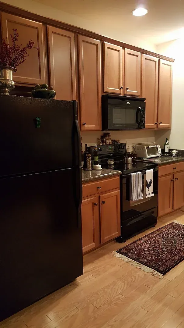 Maple Kitchen Cabinets Before