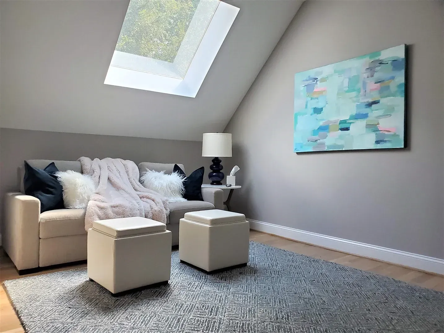 Bedroom Walls BM Regal Select Matte Purebeck Stone Farrow and Ball 27
Trim BM Aura Semi-gloss Chantilly Lace OC-65