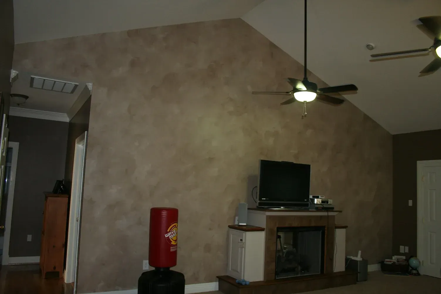  Great Room Faux Finish Accent Wall