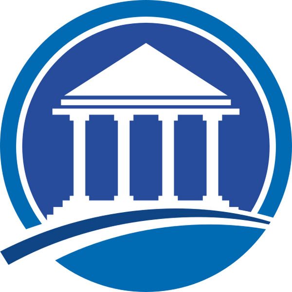 Blue and white icon of a building with columns inside a circle and a curved line beneath it.