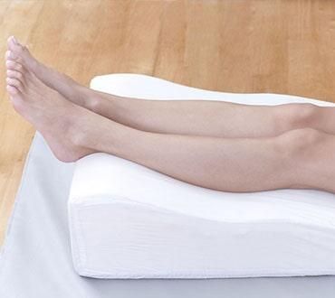 DR. DAVID F. CORRALES SÁNCHEZ – Duerme con los pies elevados