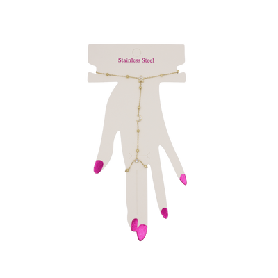 Goudkleurige hand sieraad met ster