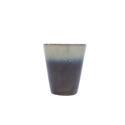 Keramieken beker – blauwgrijze omlopende glazuur