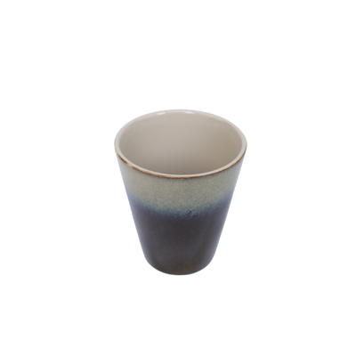 Keramieken beker – blauwgrijze omlopende glazuur