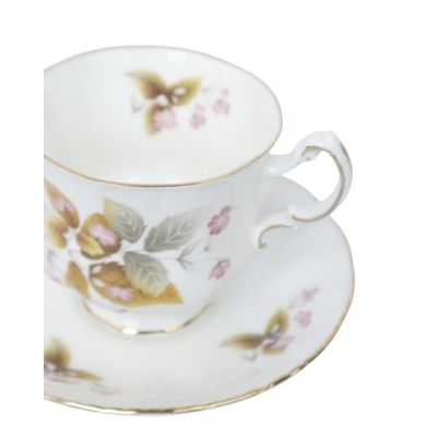 Vintage porseleinen kop & schotel – herfstblad decor