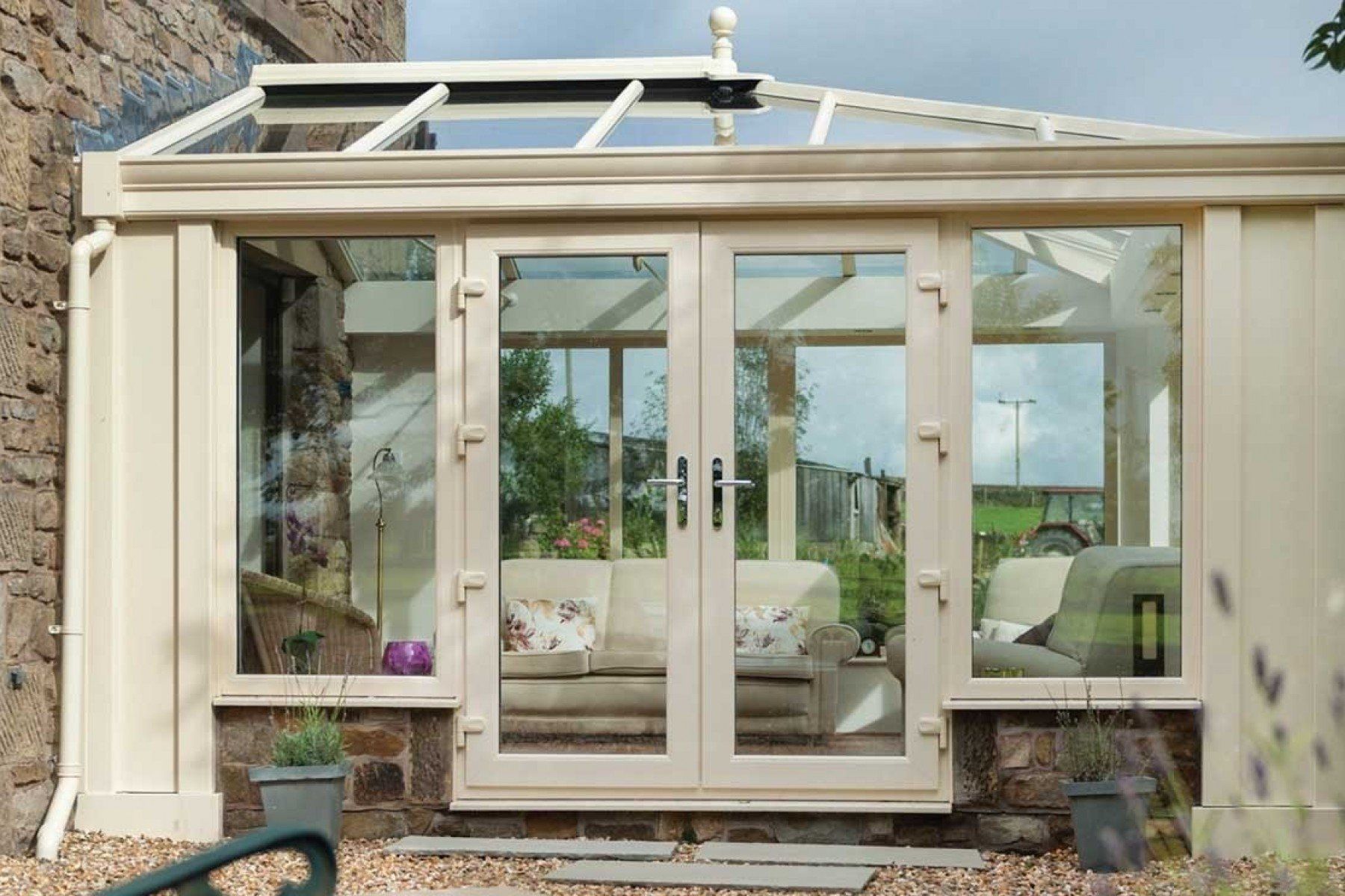 Single hipped Edwardian Conservatory