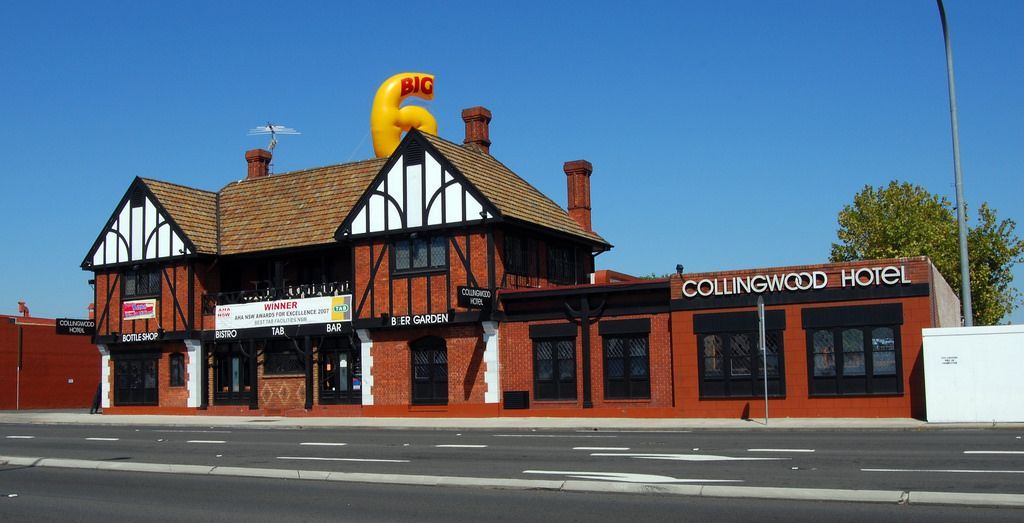 Collingwood hotel exterior