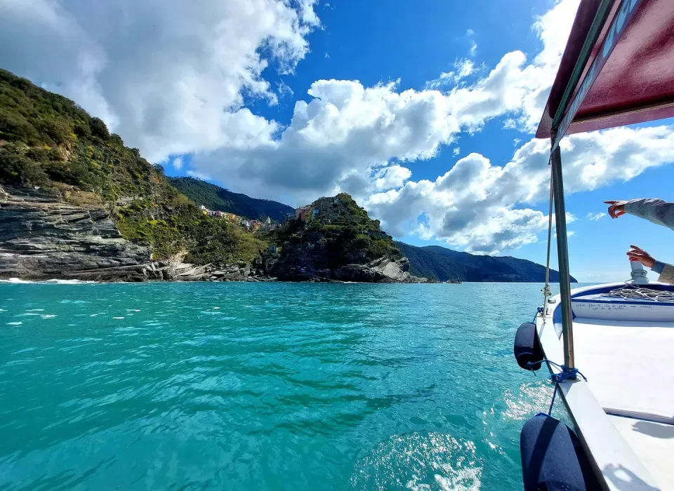 tours con barca tipica ligure Rosa dei Venti 5 terre boats Tours