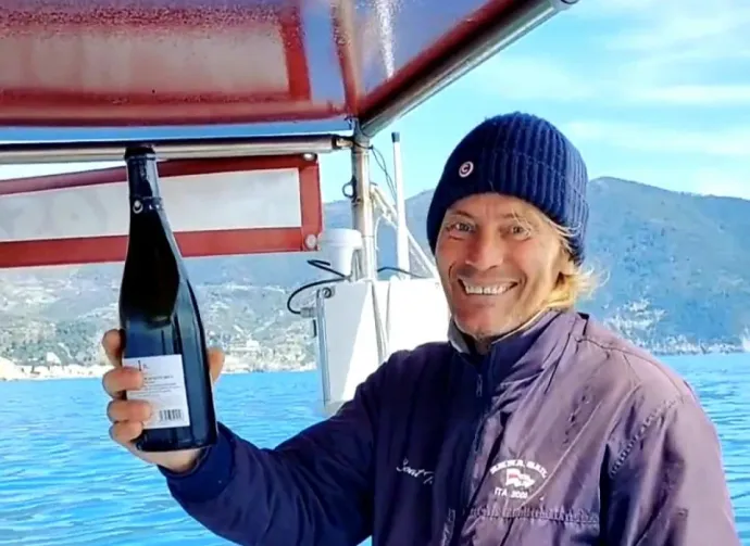 escursioni a Corniglia Rosa dei Venti 5 Terre Boat Tours