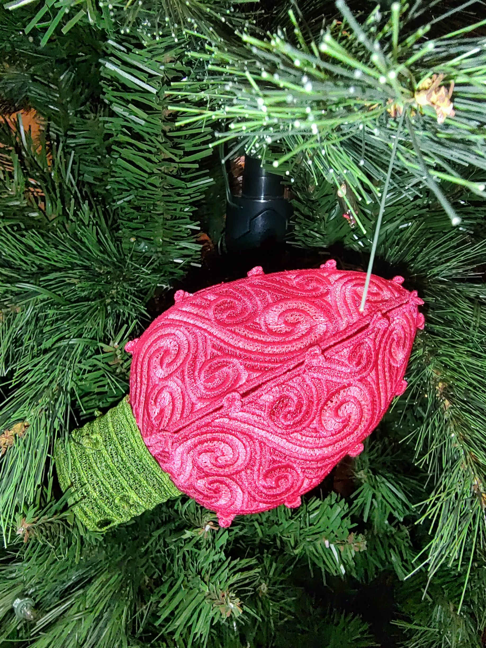 FSL Christmas Light Bulb