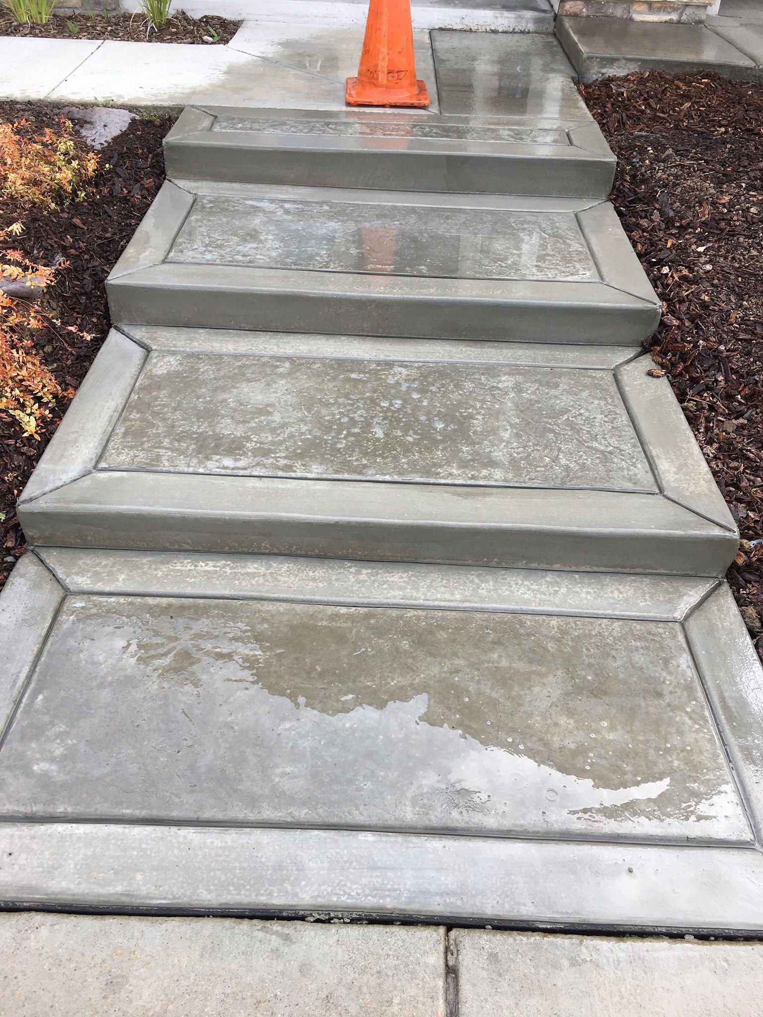 Custom Concrete Sidewalks and Paths