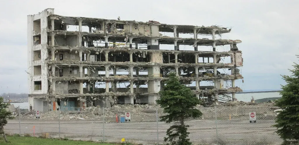 The Canadiana & Crystal Beach