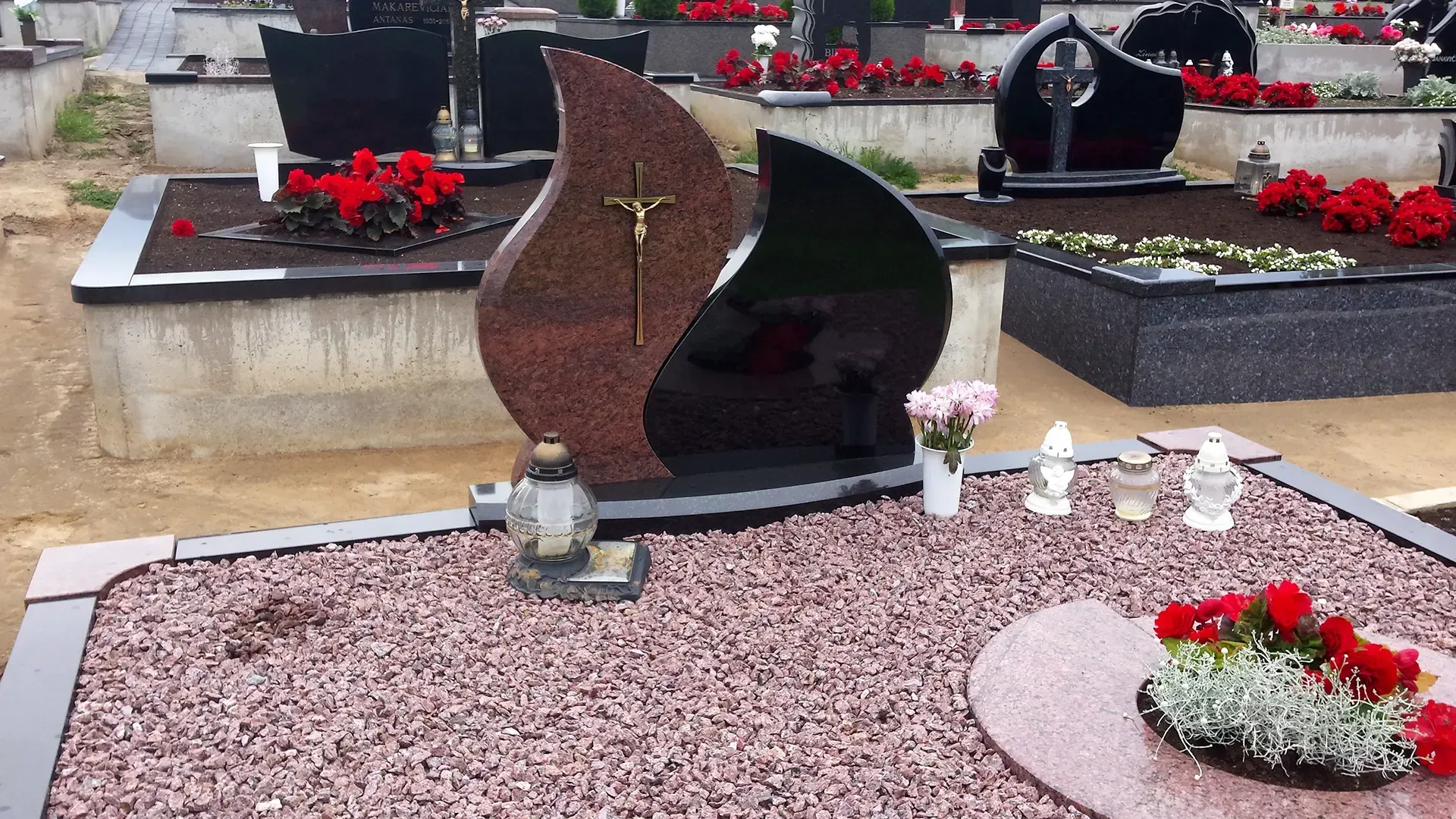 Kapaviečių įrengimo paslaugos