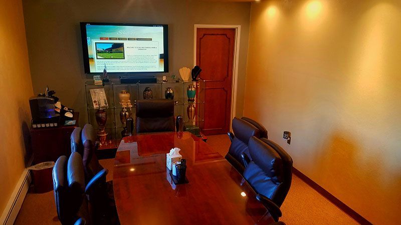 Schilling Funeral Home Il Arrangement Room