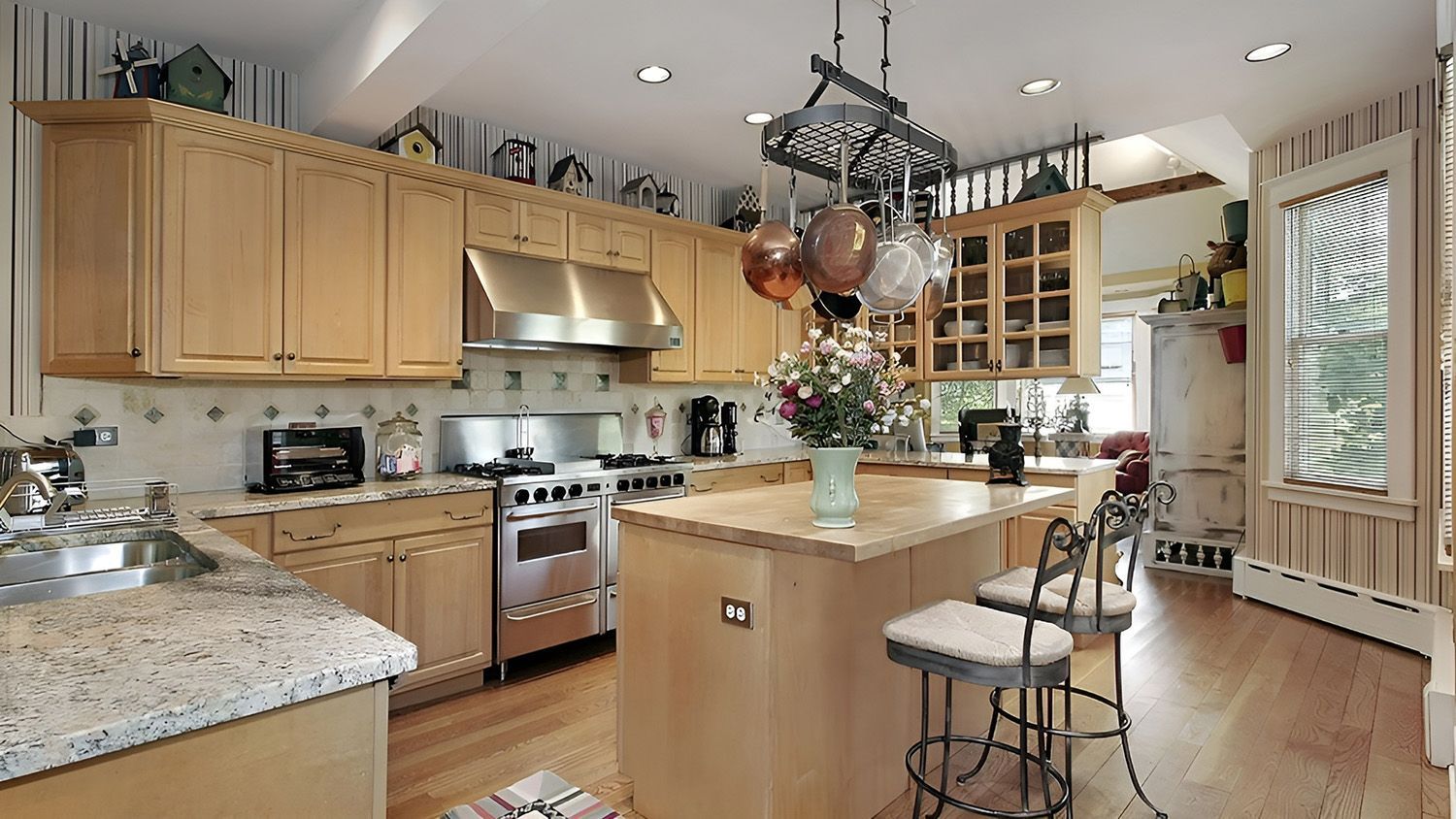 Kitchen With Light Wood Cabinets