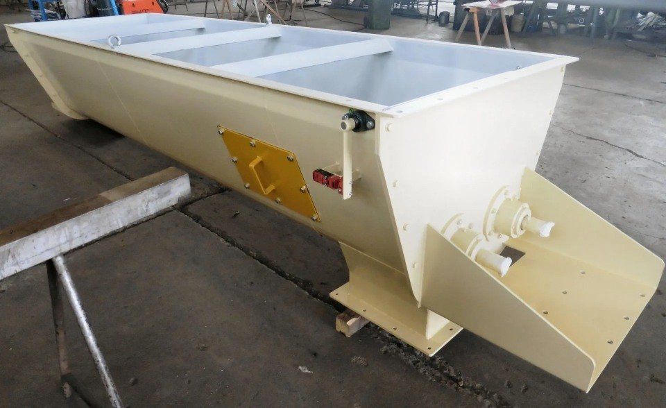 Macchinario con coclea