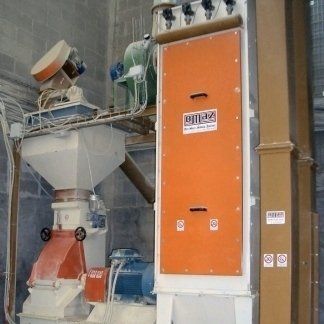 Molino per macinazione granaglie