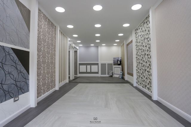 pareti interne al negozio in diverse fantasie