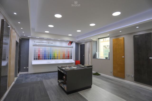 interni punto vendita con vernici