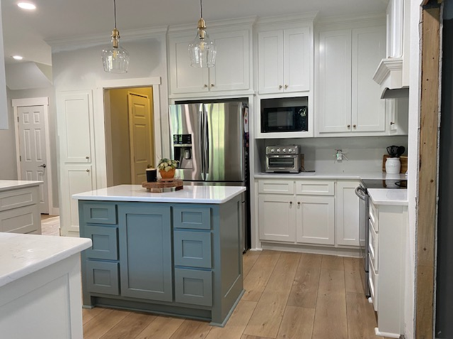 White Cabinets in Little Rock