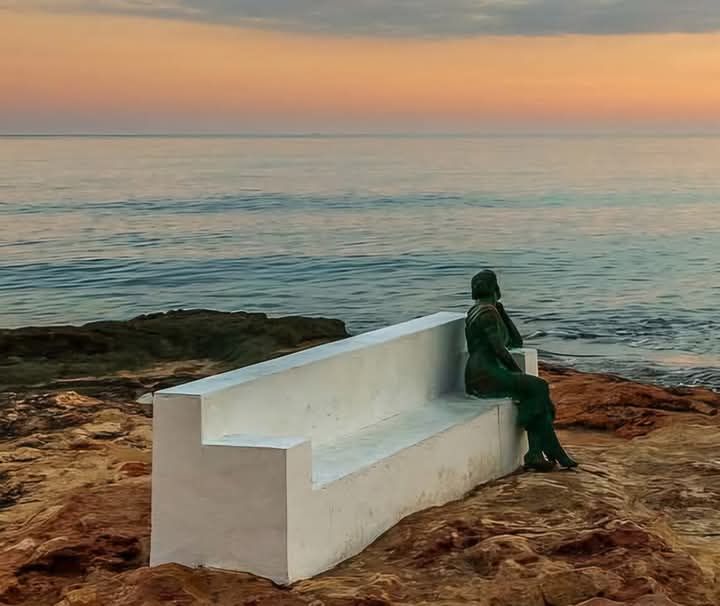 torrevieja playa de la mata casa del ancla aquopolis parque del molino parque aromático zenia boulevar habaneras centro comercial