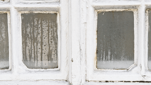 condensation between layers of glass in windows, window replacement, window repairs, best window installation company near me, sioux falls sd