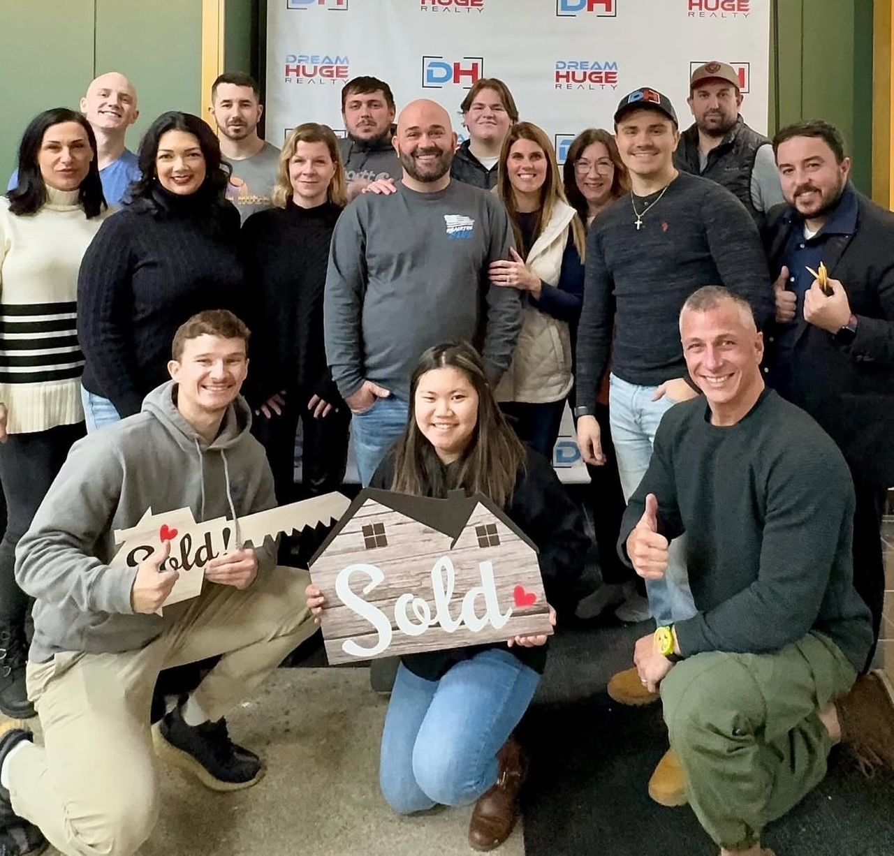 Dream Huge Realty Exterior