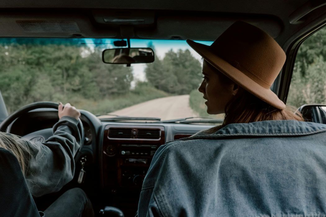 couple travelling on a car, cremation services Bonaire, GA