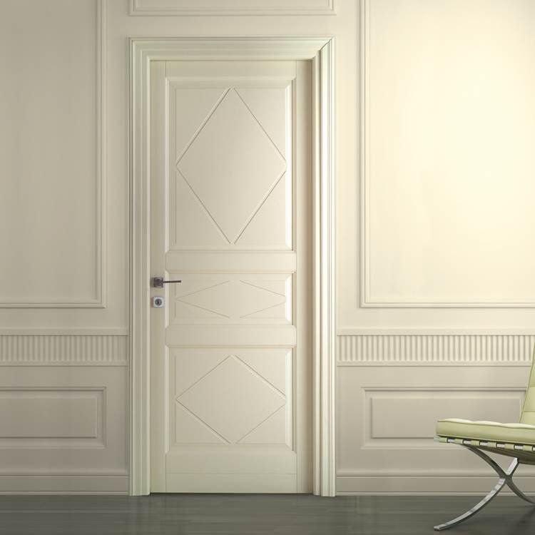 Porta con disegni a rombi