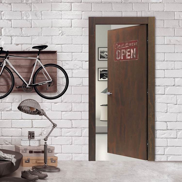 Porta moderna in legno scuro