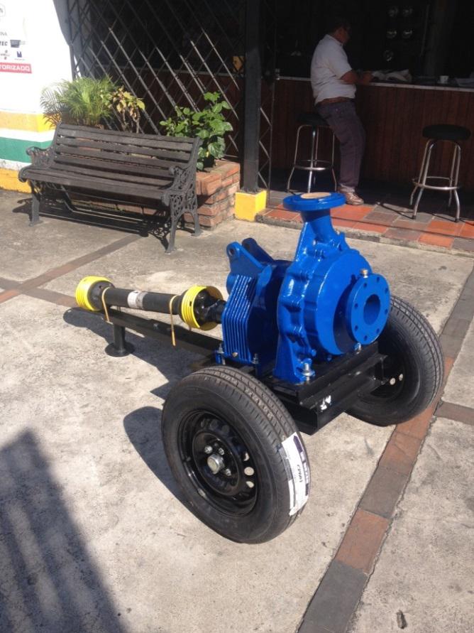 MAQUINARIA AGRÍCOLA