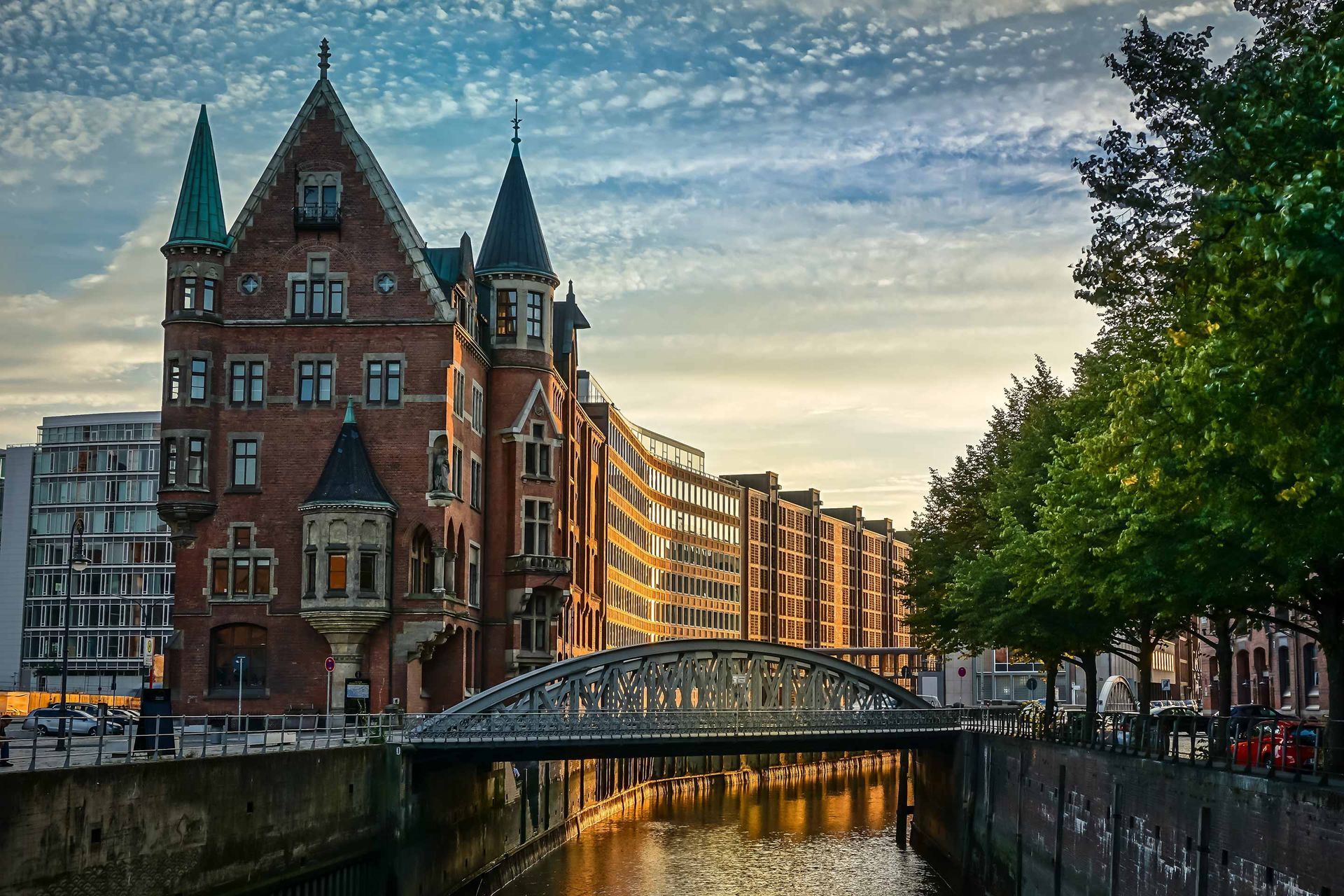 Die faszinierende Speicherstadt von Hamburg erkunden, mit der S1 in 30 Minuten vom Boutique Hotel Rosengarten