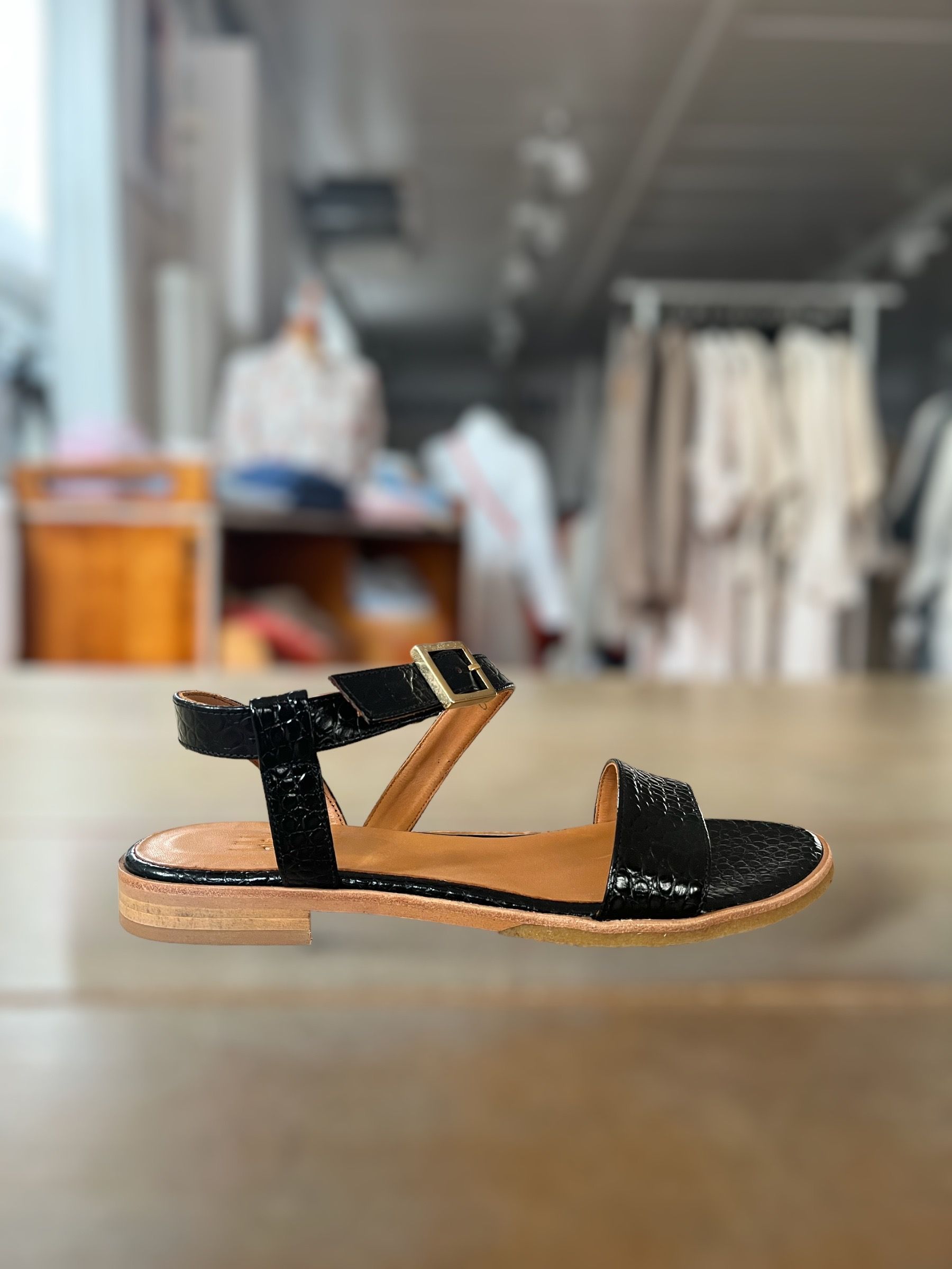 Sandal Hornbæk Skibshandel