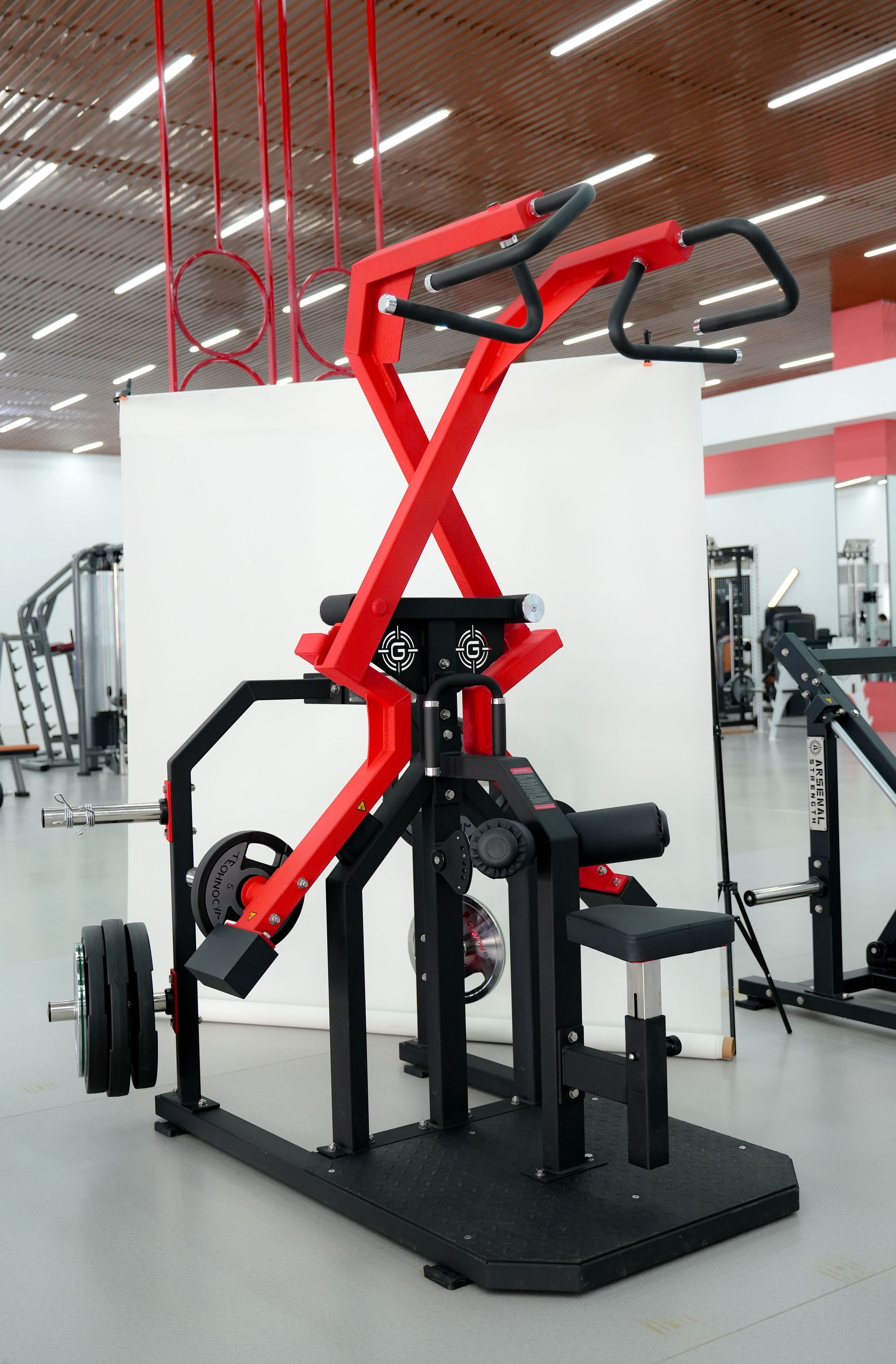 StrenghtEQ Circulair pulldown plate loaded