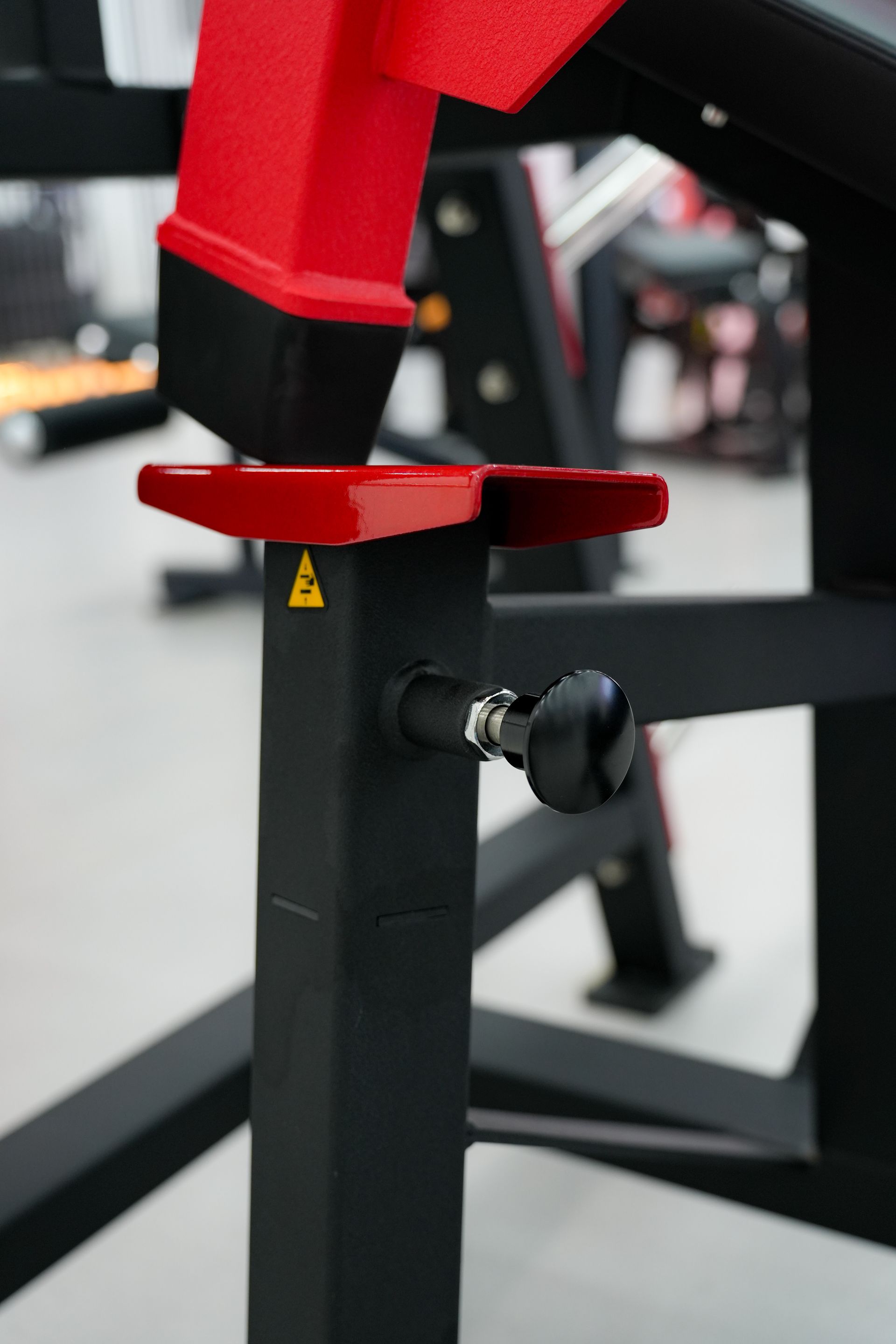 Strength EQ Iso Incline bench press machine