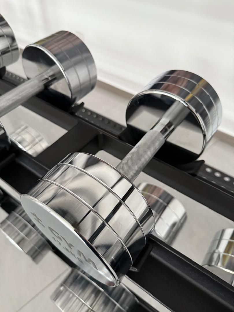 StrengthEQ Custom Steel Dumbbells (Curstain Style) – Met Eigen Logo