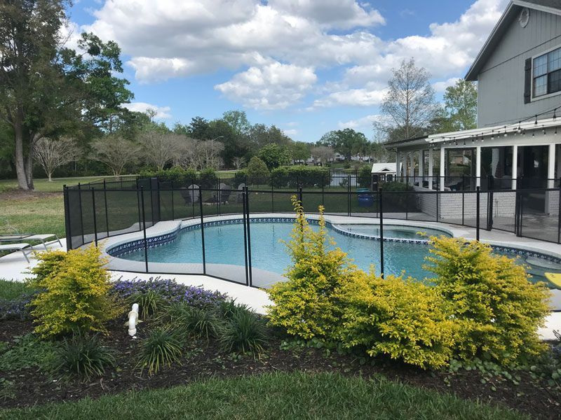 Pool Safety Fence by Toddler Barrier