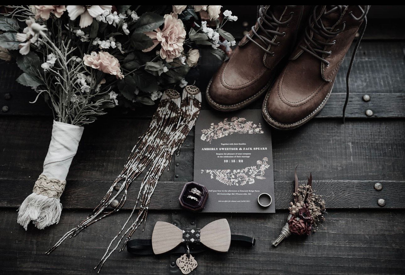 A living room filled with furniture and a wooden ceiling.