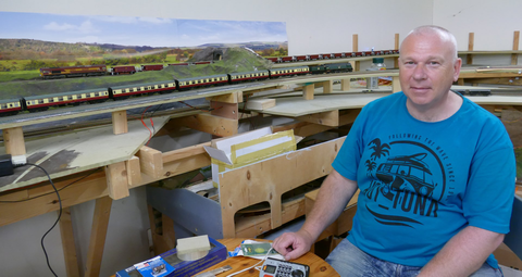 Operating the DCC OO gauge layout